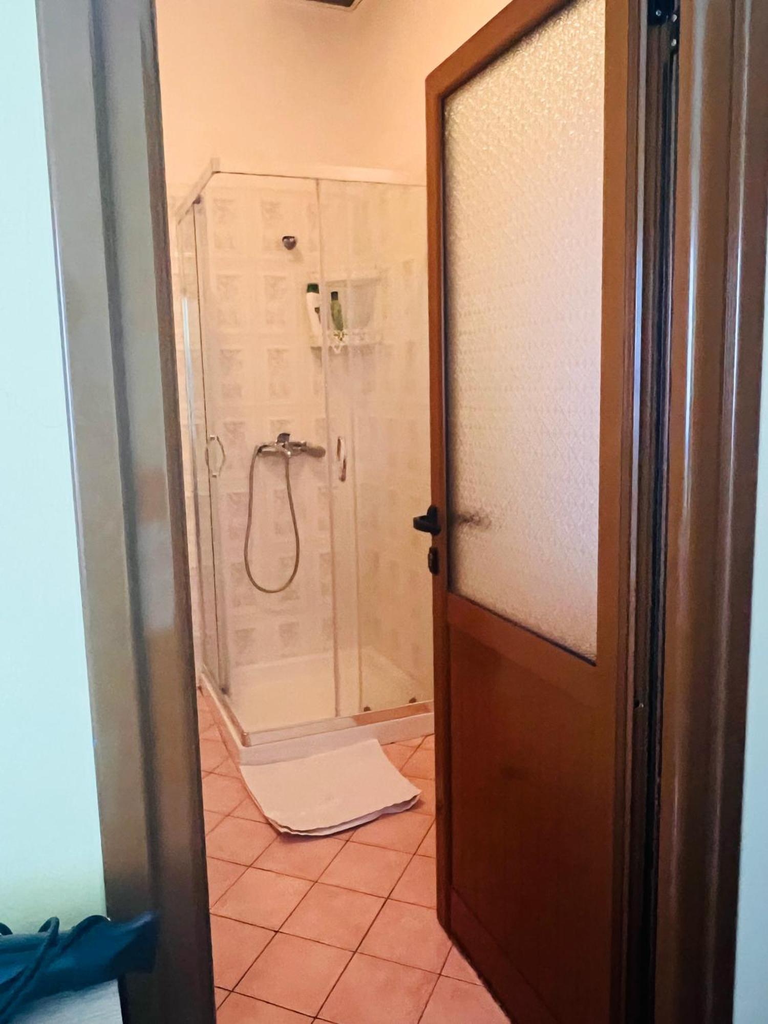 Fori Vodo Hotel Divjake Eksteriør billede